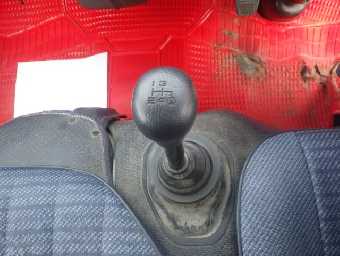 TOYOTA HIACE TRUCK 1986 Image 10