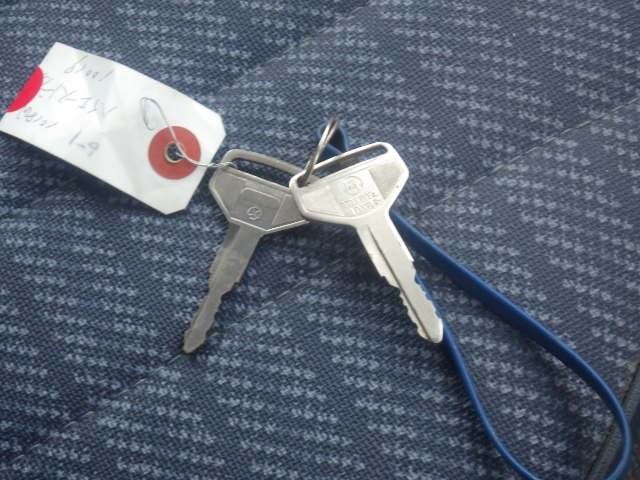 TOYOTA HIACE TRUCK 1986 Image 29