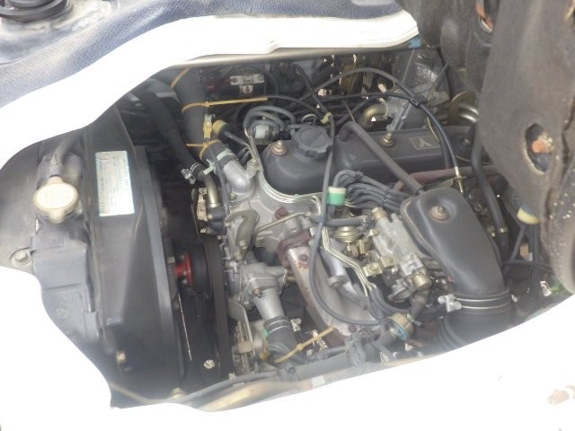 TOYOTA HIACE TRUCK 1986 Image 39