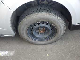 TOYOTA HIACE 2012 Image 5