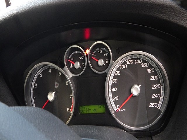 FORD FOCUS 2006 Image 19