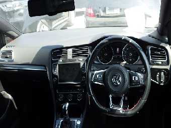VOLKSWAGEN GOLF GTI 2014 Image 6