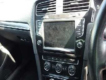 VOLKSWAGEN GOLF GTI 2014 Image 8