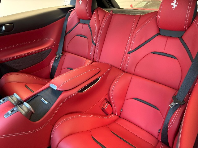 FERRARI GTC4 LUSSO 2020 Image 24