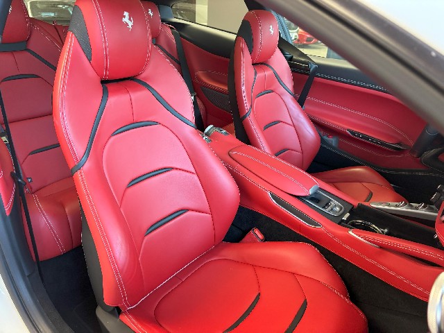 FERRARI GTC4 LUSSO 2020 Image 29