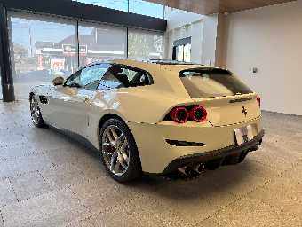 FERRARI GTC4 LUSSO 2020 Image 7