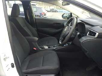 TOYOTA COROLLA 2020 Image 9