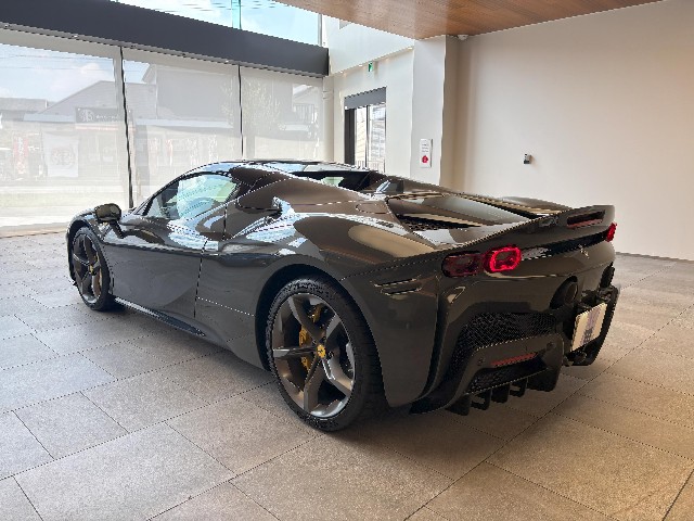 FERRARI SF90 SPIDER 2023 Image 23