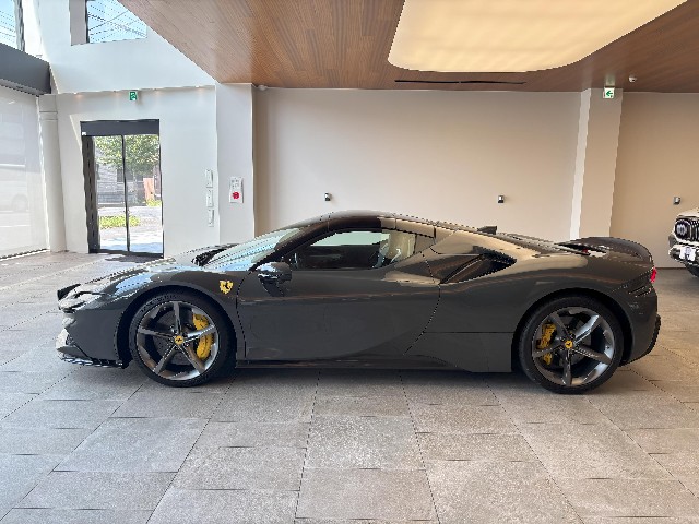 FERRARI SF90 SPIDER 2023 Image 24