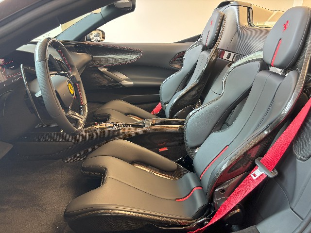 FERRARI SF90 SPIDER 2023 Image 26