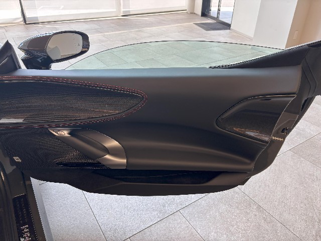 FERRARI SF90 SPIDER 2023 Image 32