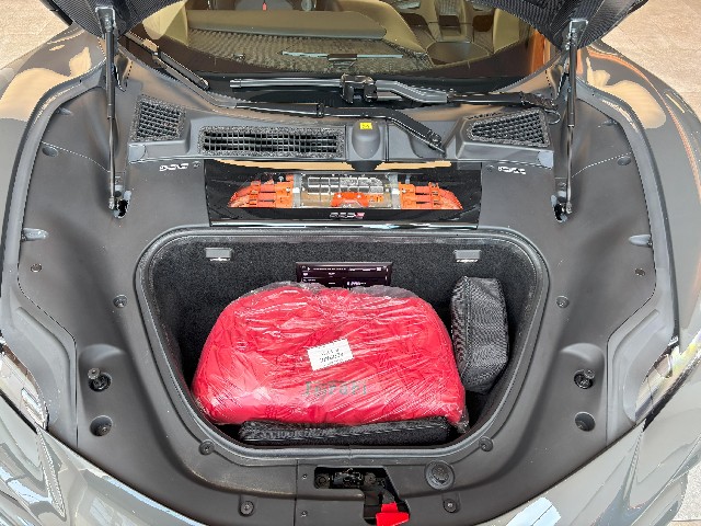 FERRARI SF90 SPIDER 2023 Image 45