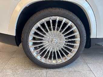 MERCEDES MAYBACH GLS 2023 Image 11