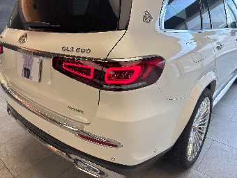 MERCEDES MAYBACH GLS 2023 Image 14