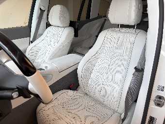 MERCEDES MAYBACH GLS 2023 Image 17