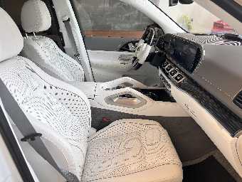 MERCEDES MAYBACH GLS 2023 Image 24