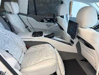 MERCEDES MAYBACH GLS 2023 Image 28