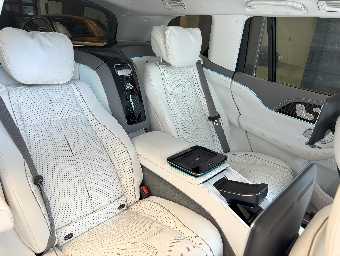 MERCEDES MAYBACH GLS 2023 Image 29