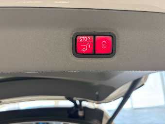 MERCEDES MAYBACH GLS 2023 Image 32