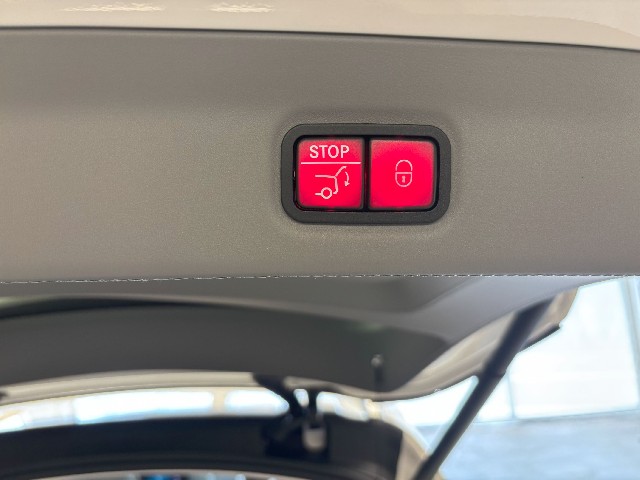 MERCEDES MAYBACH GLS 2023 Image 38