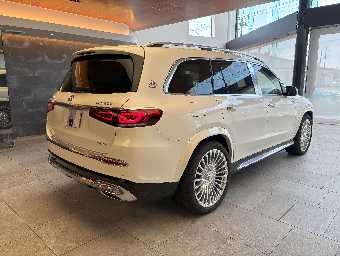 MERCEDES MAYBACH GLS 2023 Image 5