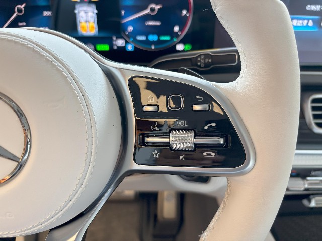 MERCEDES MAYBACH GLS 2023 Image 42