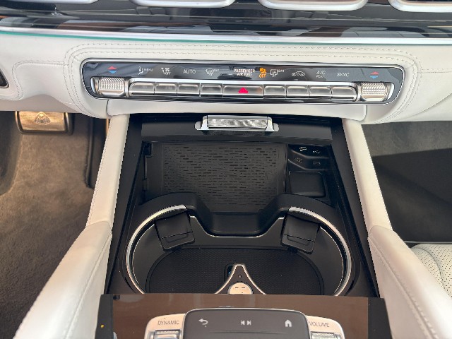 MERCEDES MAYBACH GLS 2023 Image 49