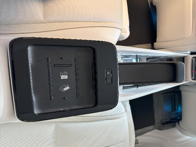 MERCEDES MAYBACH GLS 2023 Image 53