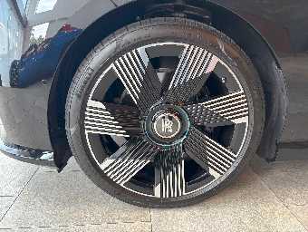 ROLLS ROYCE SPECTRE 2024 Image 11