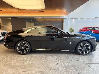 ROLLS ROYCE SPECTRE 2024 Image 4