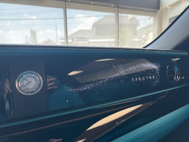 ROLLS ROYCE SPECTRE 2024 Image 47