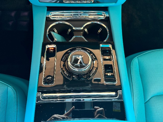 ROLLS ROYCE SPECTRE 2024 Image 49