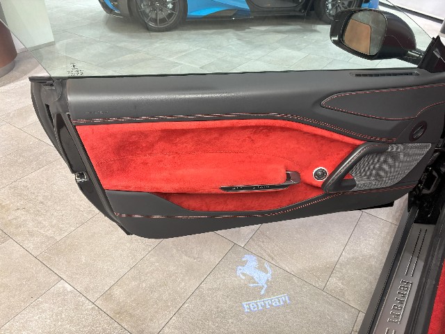 FERRARI GTC4 LUSSO 2018 Image 22