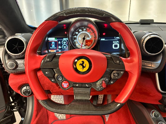 FERRARI GTC4 LUSSO 2018 Image 32