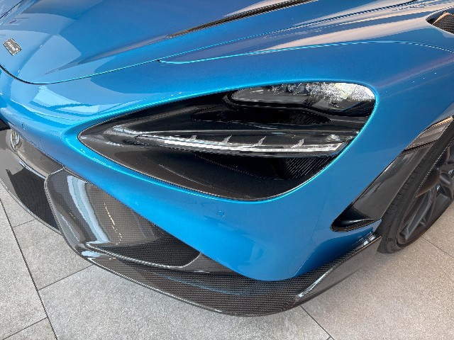 MCLAREN 765LT 2021 Image 27