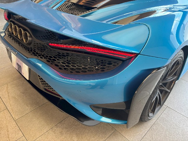 MCLAREN 765LT 2021 Image 28