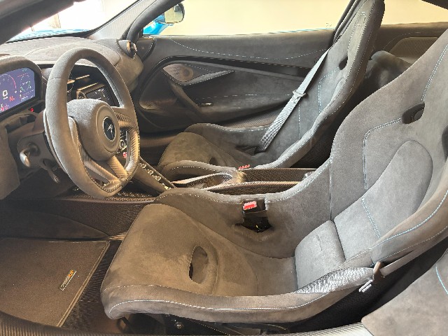 MCLAREN 765LT 2021 Image 30