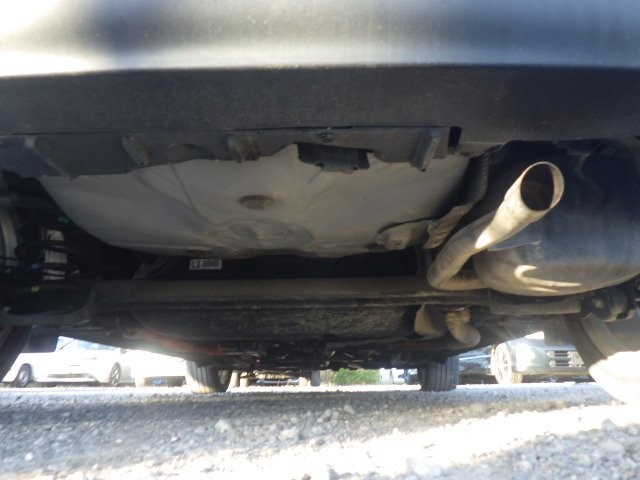 TOYOTA VITZ 2017 Image 29