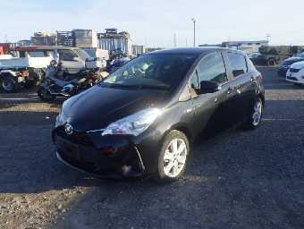 TOYOTA VITZ 2017 Image 1