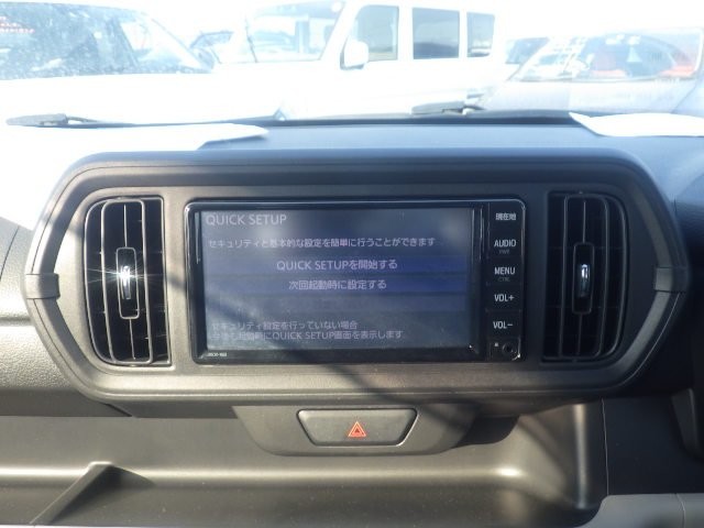 TOYOTA PASSO 2018 Image 24