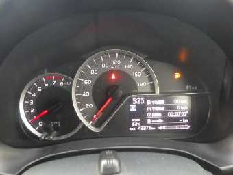 TOYOTA VITZ 2017 Image 8