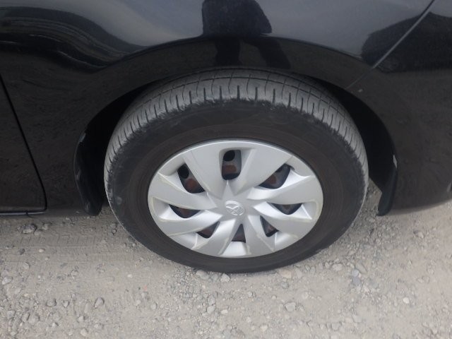 TOYOTA VITZ 2017 Image 36