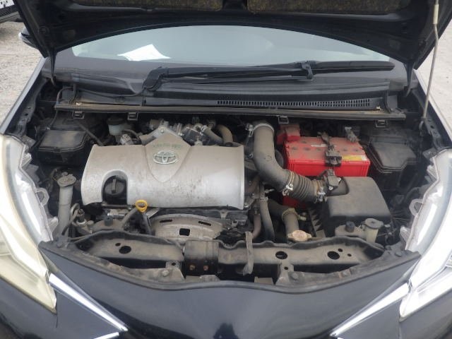 TOYOTA VITZ 2017 Image 40