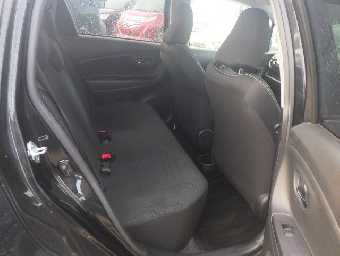TOYOTA VITZ 2017 Image 14