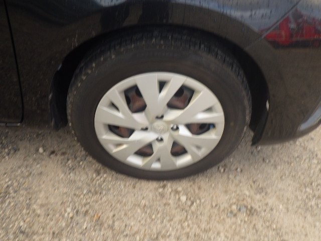 TOYOTA VITZ 2017 Image 36