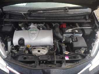 TOYOTA VITZ 2017 Image 24