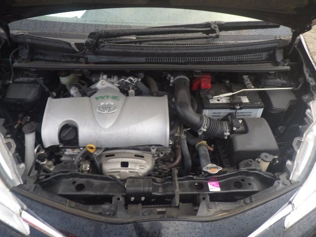 TOYOTA VITZ 2017 Image 37