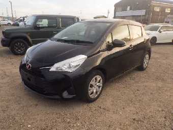 TOYOTA VITZ 2017 Image 1