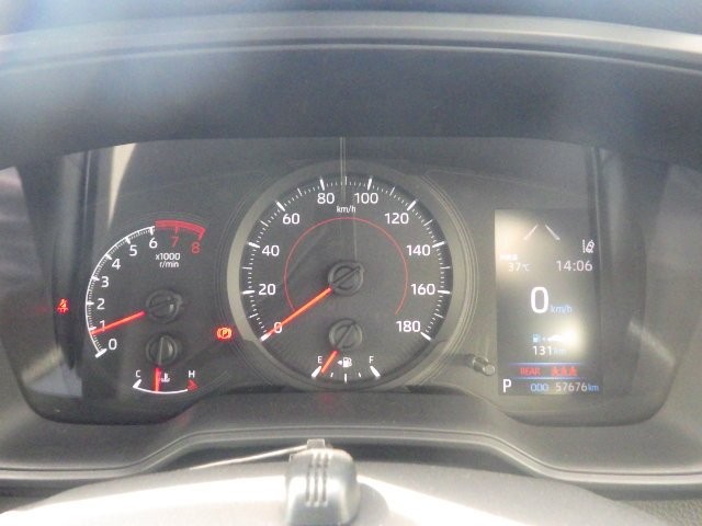 TOYOTA COROLLA SPORT 2018 Image 25