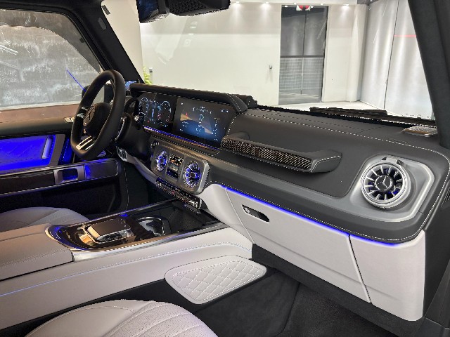 MERCEDES AMG G CLASS 2024 Image 32